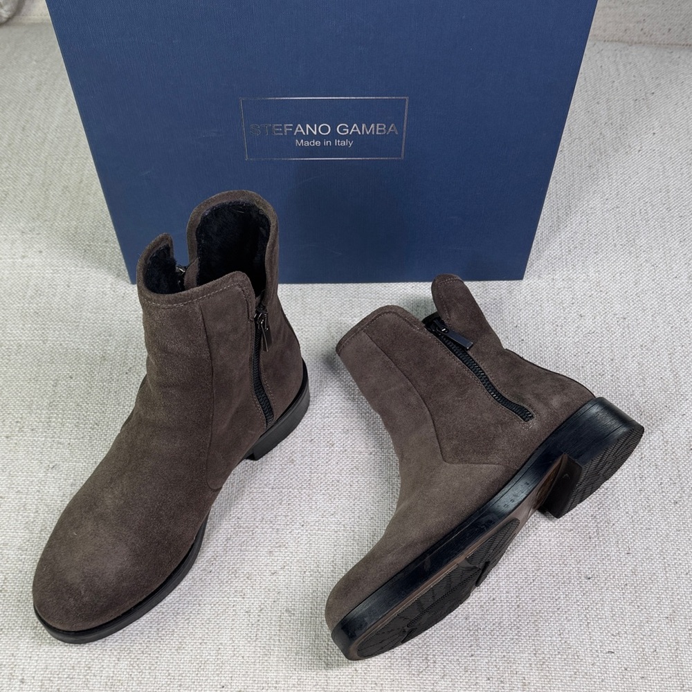 Stefano Gamba Italy Shearling Lined Suede Ankle Boots in Smoke Size 7